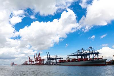 经过天津把螺蛳粉寄到加拿大新威斯敏斯特