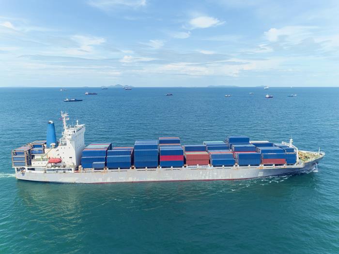 深圳48.5吨"烟花爆竹"瞒报出口被查获