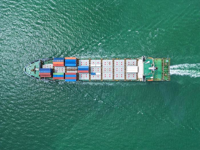 突然取消关税,特朗普服软了