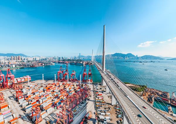 抢运,爆舱,运价飙涨