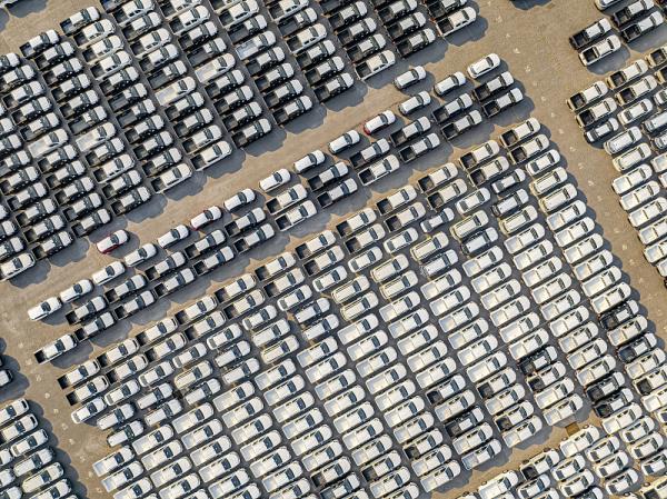 深圳48.5吨"烟花爆竹"瞒报出口被查获