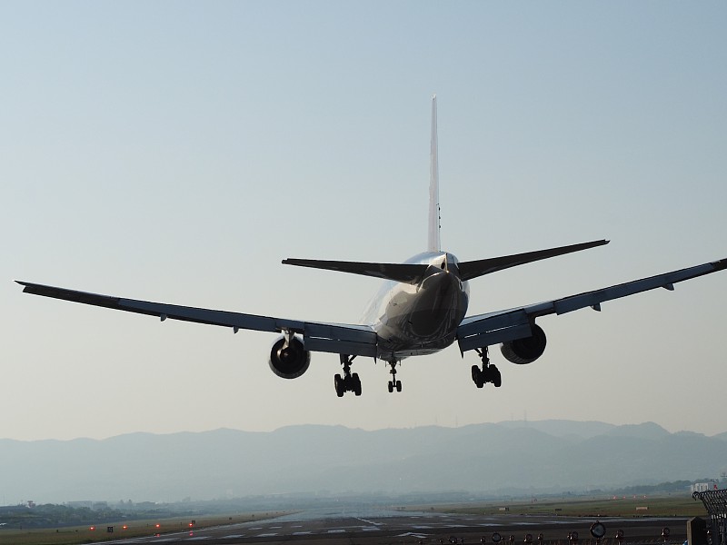 中国义乌到丹佛(Denver)的化肥采用优先空运5天内送到