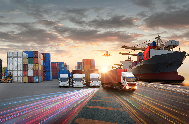 中国福州假睫毛/眼线笔/眉笔等彩妆工具采用空运物流专线3天内速递到美国圣路易斯