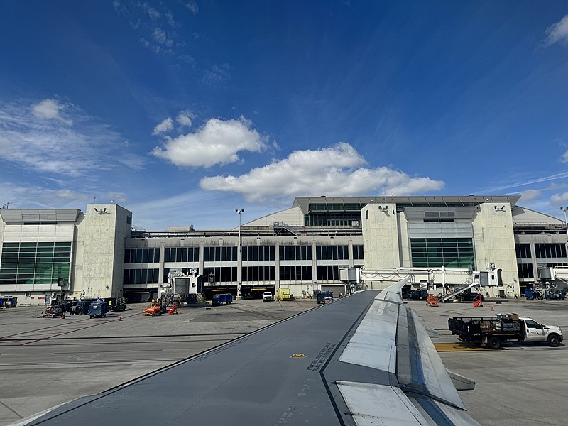 深圳平板电脑采用空运快递6天内送达尤金 深圳平板电脑采用空运快递6天内送达尤金