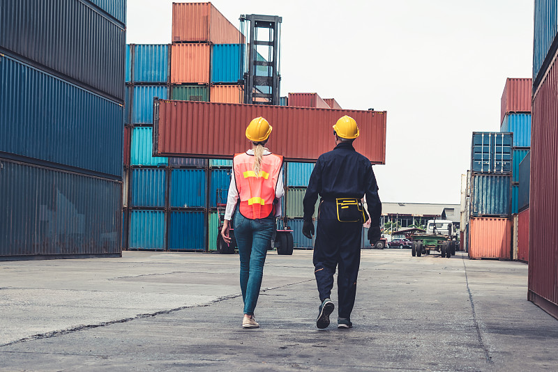 中国北京至路易斯维尔(Louisville)的石油使用国际航空货运14天内送达