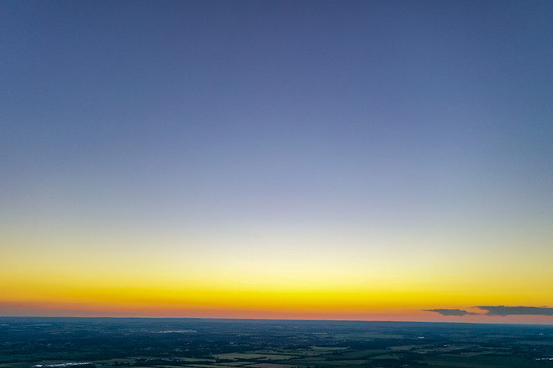 手环外经过中国合肥航空运输送到西班牙穆尔西亚 手环外经过中国合肥航空运输送到西班牙穆尔西亚