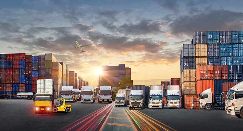 卫星组件采用中国中山海运送抵美国威尔明顿(Wilmington)