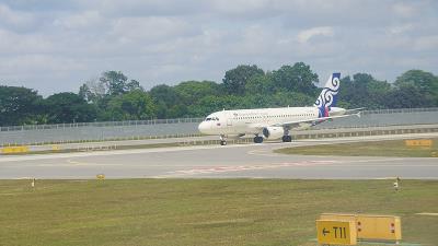 笔记本电脑采用中国郑州门到门空运速递到休斯敦