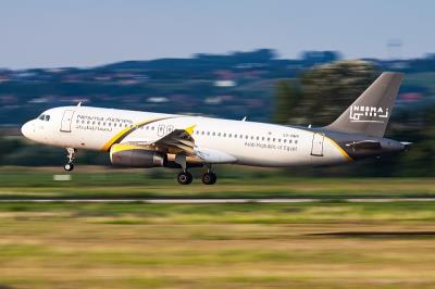 深圳睫毛膏使用空运15天速递到美国尤蒂卡