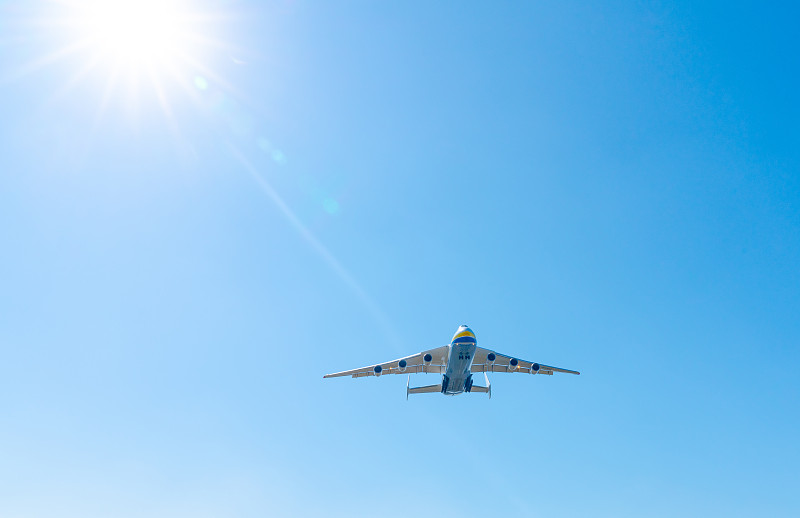 中国深圳到美国敖德萨(Odessa)的化肥采用空运快递7天内送达