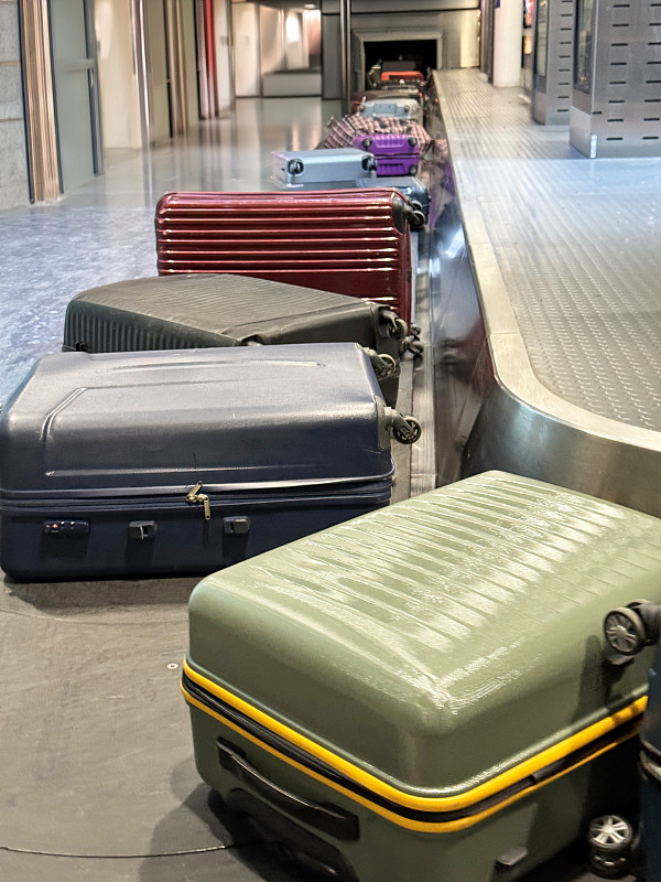 量杯利用中国北京航空货运速递到巴吞鲁日