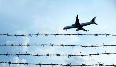 中国鄂州工字钢采用国际快递10天内速递到堪萨斯城