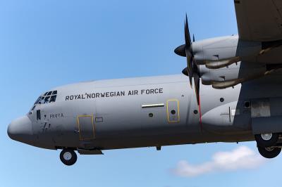 深圳化妆刷清洁盒使用标准空运7天送达宾厄姆顿