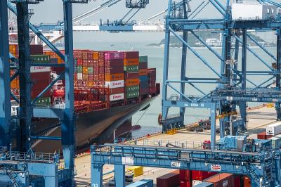 糕饼采纳中国重庆跨境联运派送至美国巴尔的摩