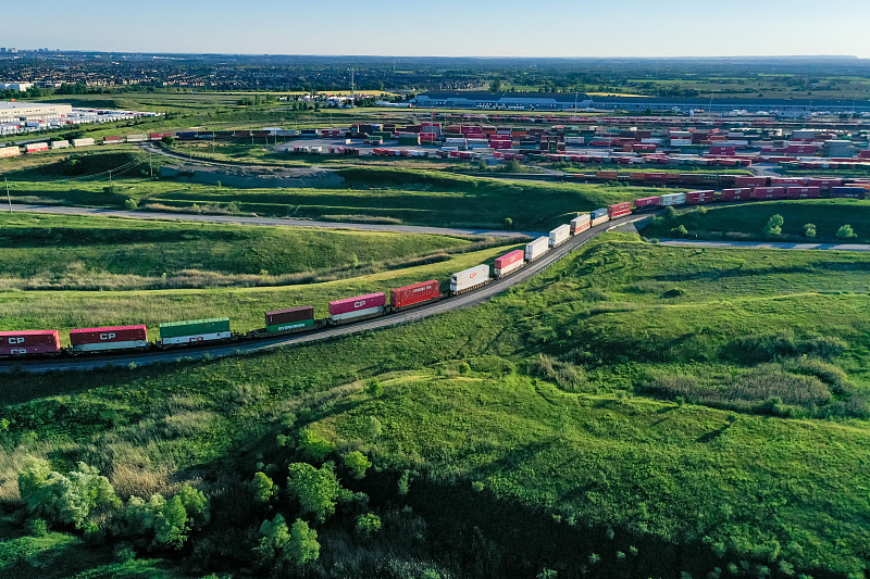 工业机器人选用中国台中国际多式联运快送到美国劳德代尔堡(FortLauderdale)