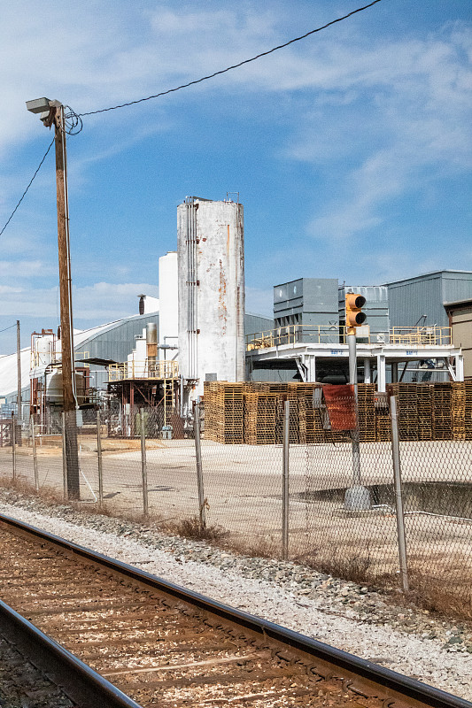 成衣借助连云港轮船运输送抵北伯根(NorthBergen)