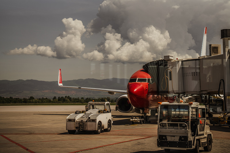 中国合肥至巴尔的摩的剪纸窗花采用普货空运15天送达