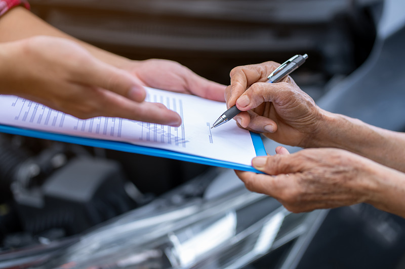 桌面USB集线器采取中国中山国际海运运输到美国查尔斯顿(Charleston)