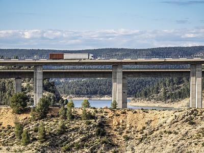 小家电通过中国上海空海联运送抵美国休斯敦(Houston)