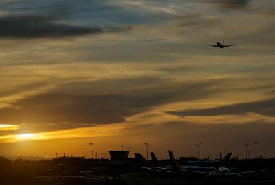 棒棒糖应用基隆海洋运输完整送达萨凡纳(Savannah)