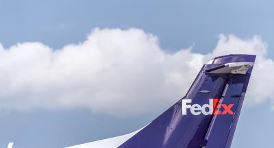 上海回力帆布鞋采用航空货运12天送达小石城