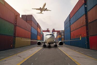 指甲剪经过中国义乌航空货运送到芝加哥
