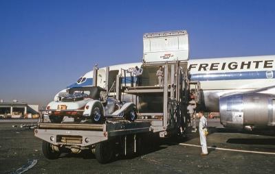 木制箱型梁通过厦门拼箱海运及时送达费城