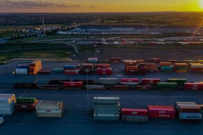 中国合肥到查塔努加的工业中间品采用国际空运8天内速递到