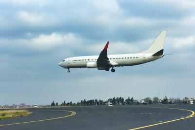 中国中山东成冲击钻采用空运专线8天配送到美国纳什维尔(Nashville)