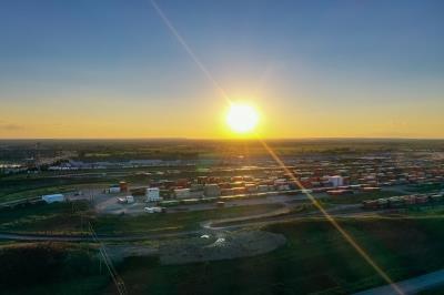 蓝牙耳机麦克风南京FCL海运派送至新奥尔良(NewOrleans)