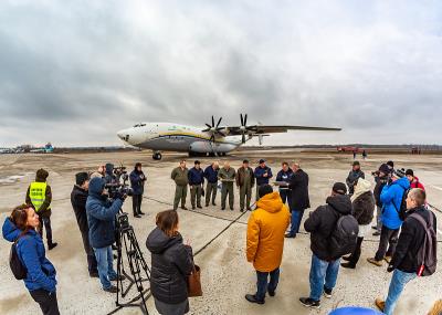 烘焙秤采用深圳空运门到门专线送达夏洛特