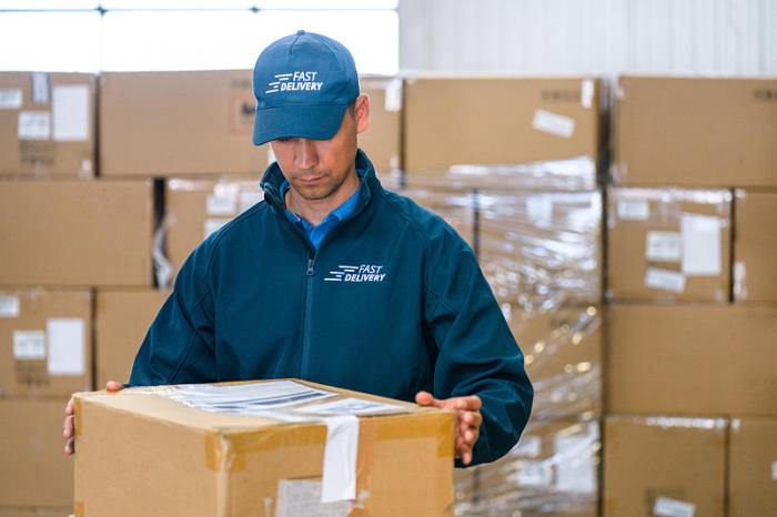 深圳新丝途物流科技有限公司