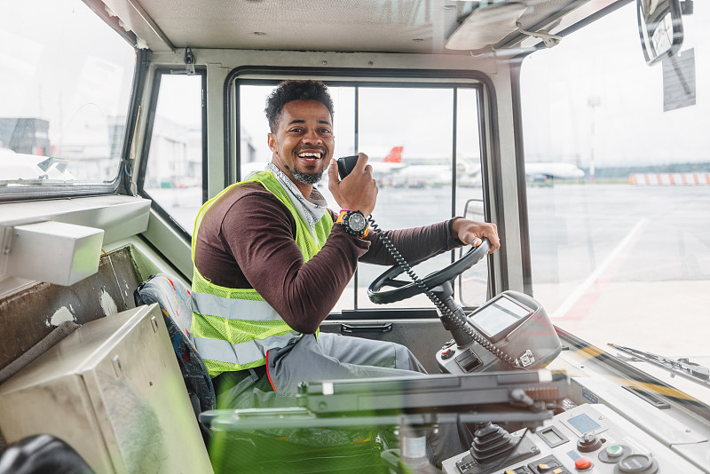 深圳市利利通物流有限公司