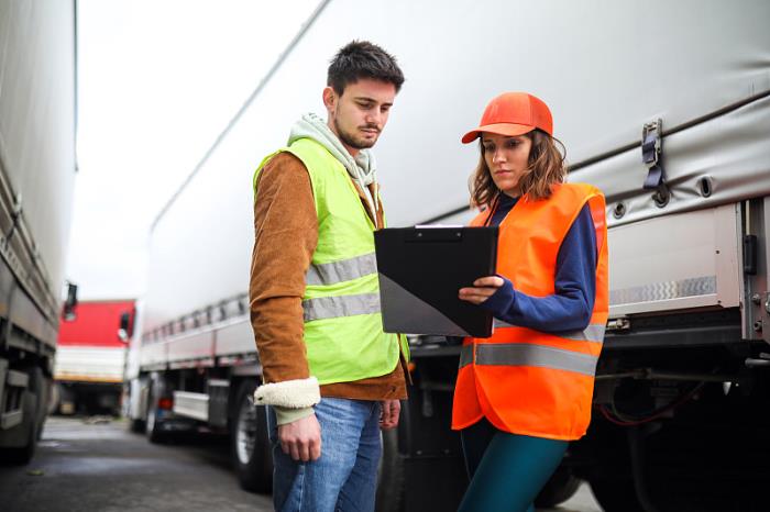 内蒙古风驰物流有限公司