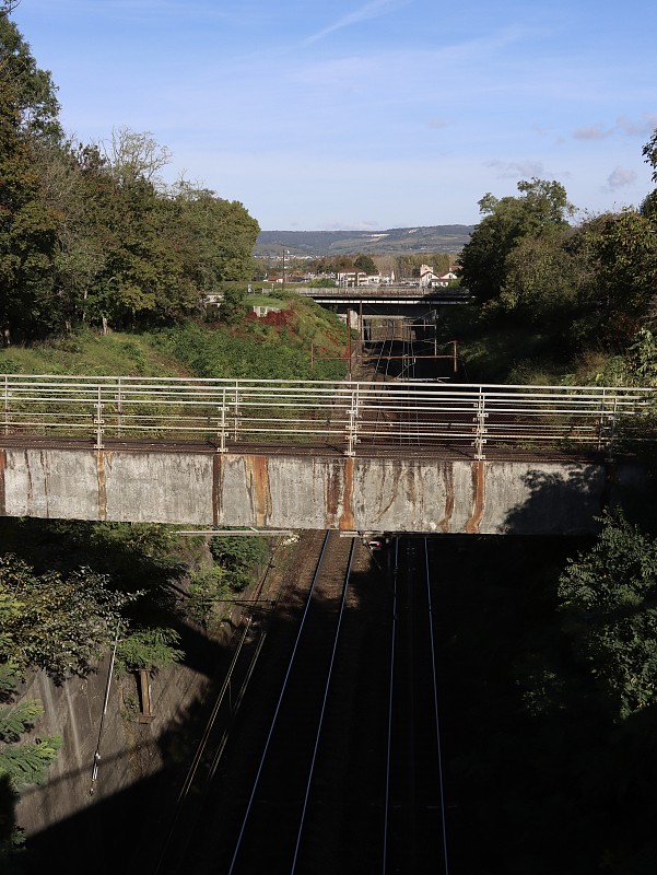 1kg寄到美国多少钱