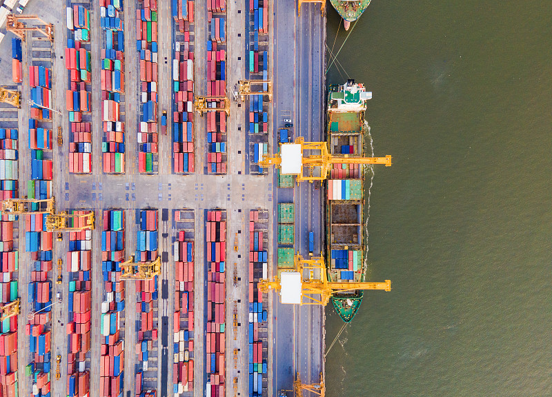 【跨境早报】欧盟拟对进口小额包裹收费，深圳大卖突然宣布倒闭