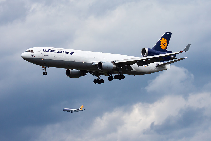 中国厂家发美国小件货物物流操作及渠道