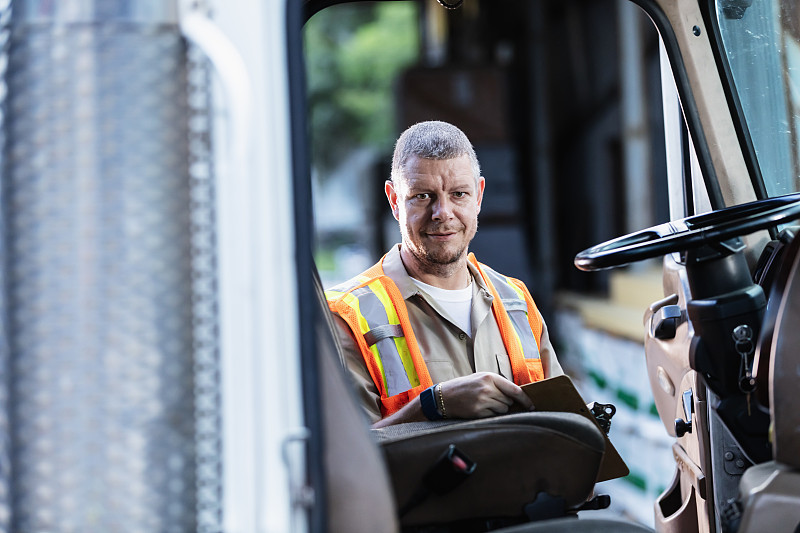 华人发美国文件物流操作及渠道选择