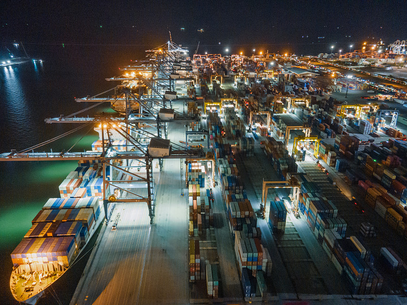 我想做跨境电商怎么发货到美国