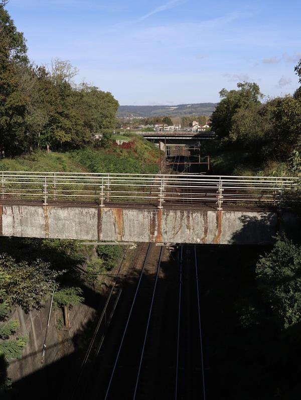 1kg寄到美国多少钱