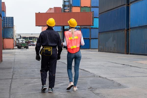 旺季排仓爆雷！跨境电商卖家如何提前规划物流备选方案？