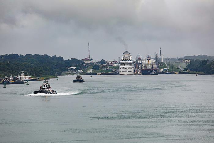 出货加拿大请注意：空集装箱堆积，海运港口容量即将用尽！