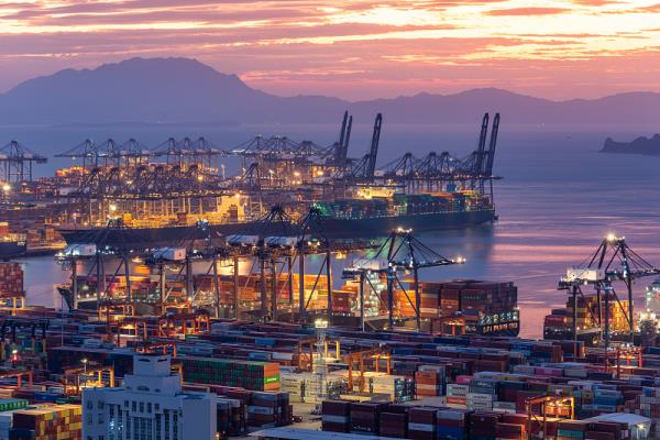 加拿大航空运输特点有哪些