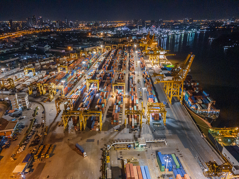 广州加拿大温尼伯卡航专线