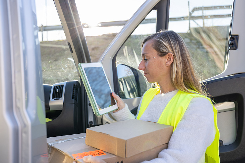 上海至加拿大滑铁卢门到门城市专线