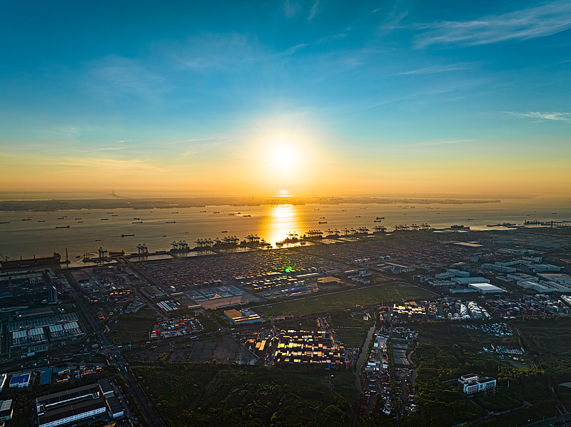 从中国广州服装邮寄到加拿大阿伯茨福德