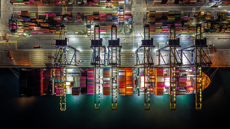 基于中国上海将充电宝寄到加拿大伯灵顿