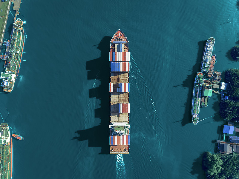 经过上海将猫寄到加拿大埃德蒙顿