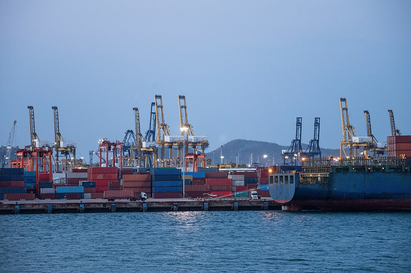 通过成都将私人物品邮寄到加拿大基奇纳