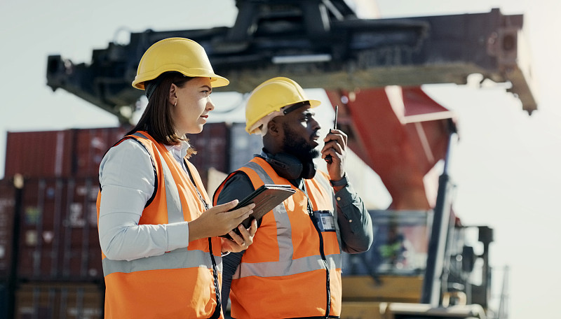 经过中国济南将电子烟寄到加拿大红鹿市